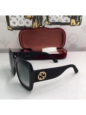 Gucci | Accessories | Gucci Sunglasses Mens Blackgrey  display picture 1
